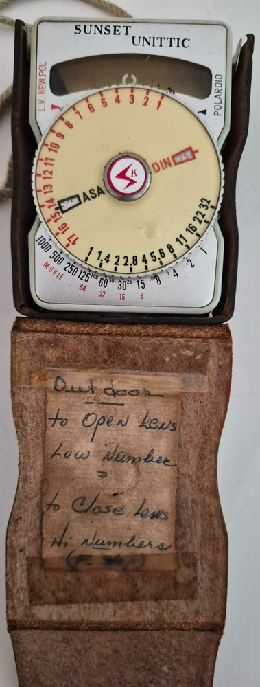 VINTAGE SUNSET UNITTIC MODEL 31 CAMERA LIGHT METER WITH CASE