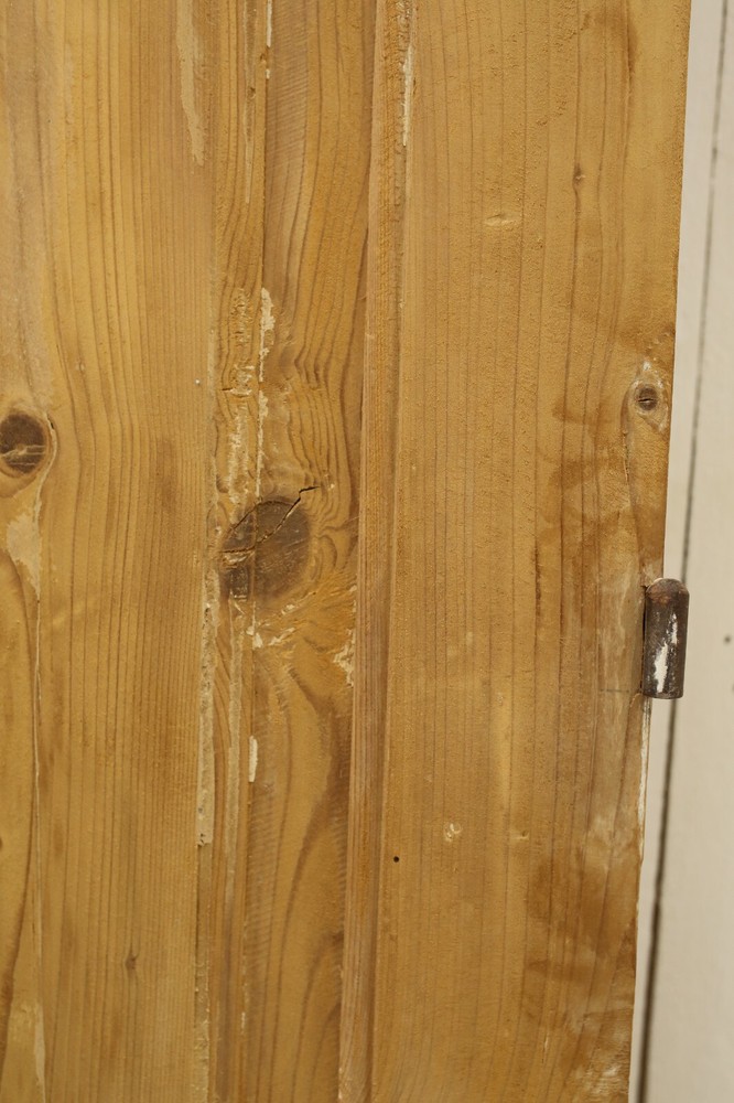 VINTAGE SINGLE DOOR A463