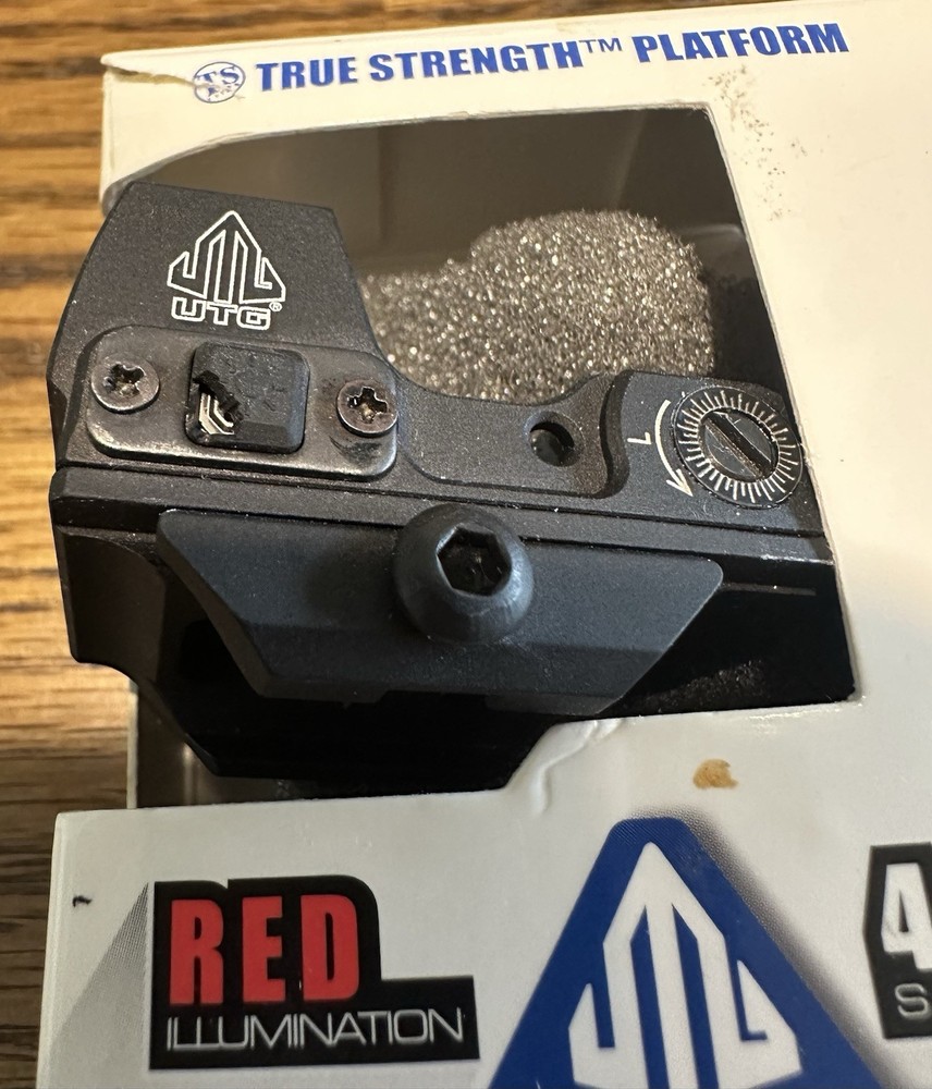 UTG Reflex Micro Dot 4 MOA