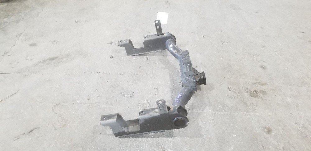 19 GMC SIERRA 3500 REAR RECEIVER TOW HITCH