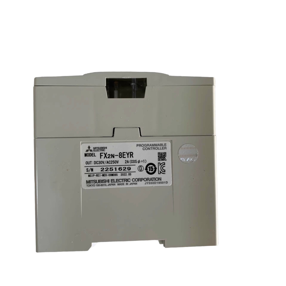 1pc Mitsubishi FX2N-8EYR New Programmable Controller