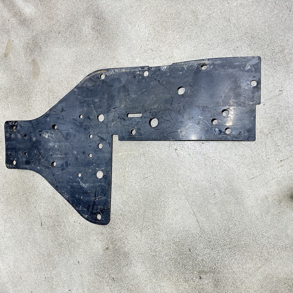 Protector Plate RH - 2013 CanAm Commander | Silver