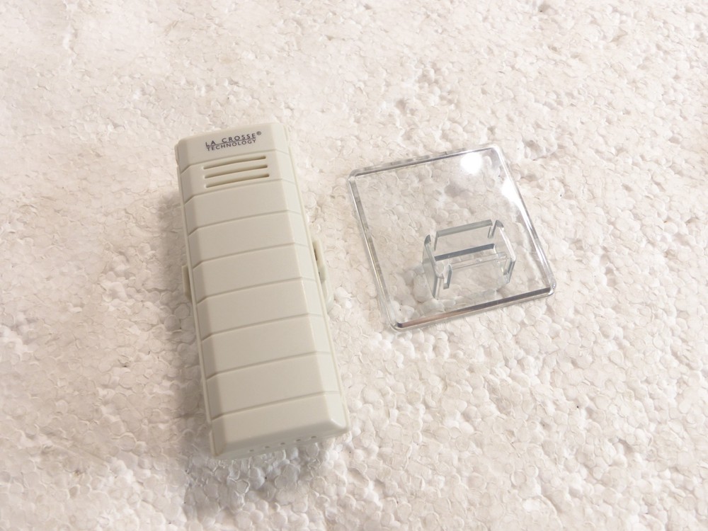 La Crosse Wireless Weather Combo Forecast Station Temperature Comfort Sensor Set