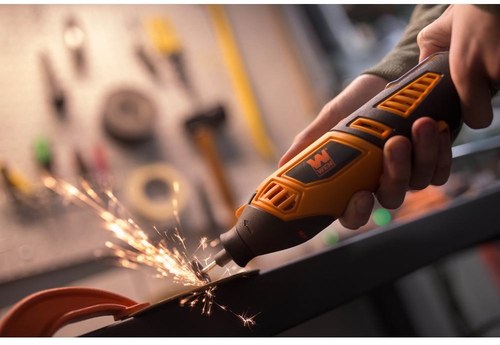 Rotary Tool Steady-Grip 190-Piece Accessory Kit Carrying Case Variable Speed