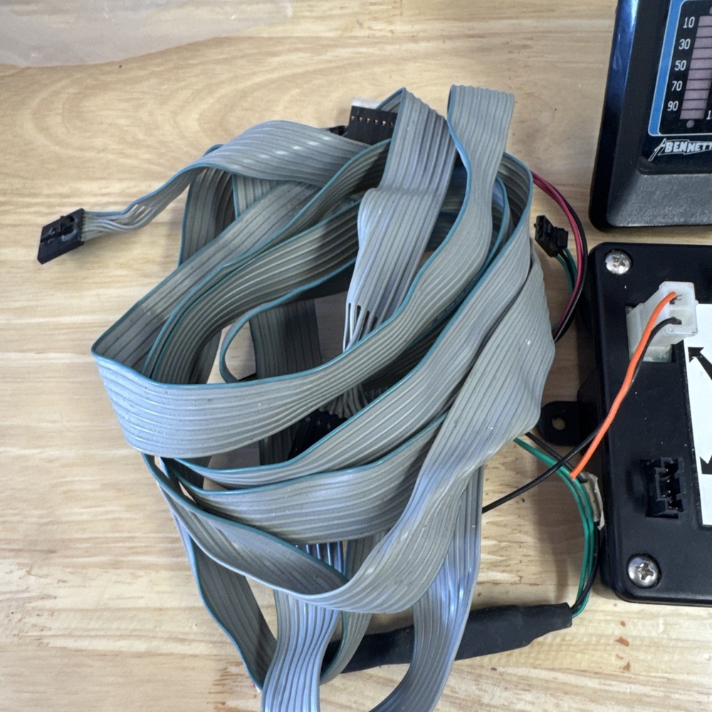 Bennett Marine IC2110 and trimdicators