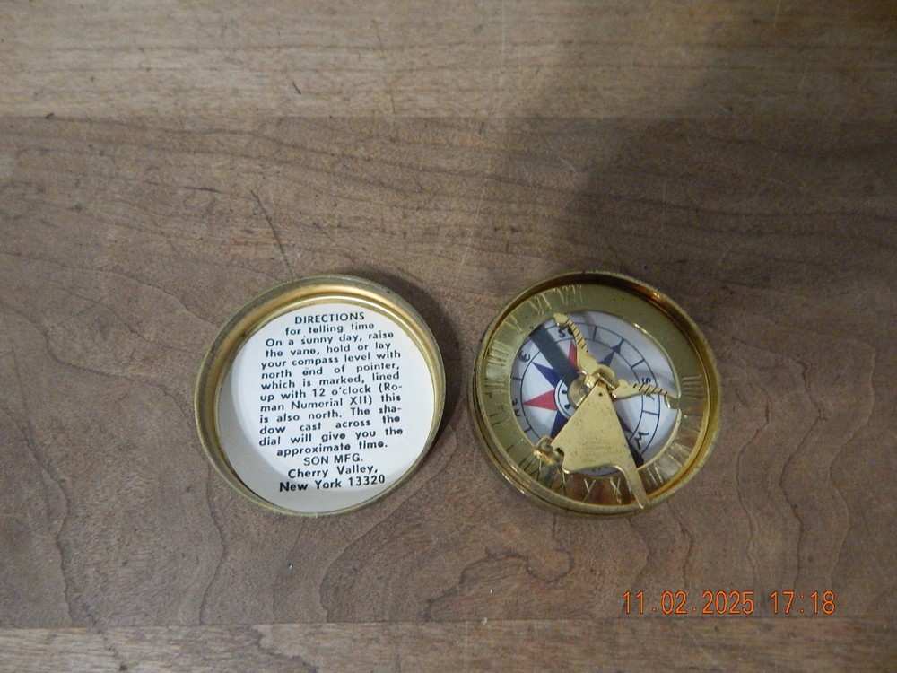 VINTAGE SUN MFG. BRASS COMPASS SUN DIAL CLOCK