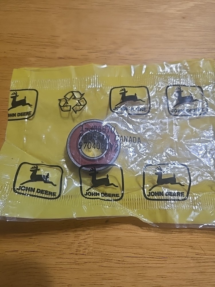 JD8570 OEM John Deere Bearing