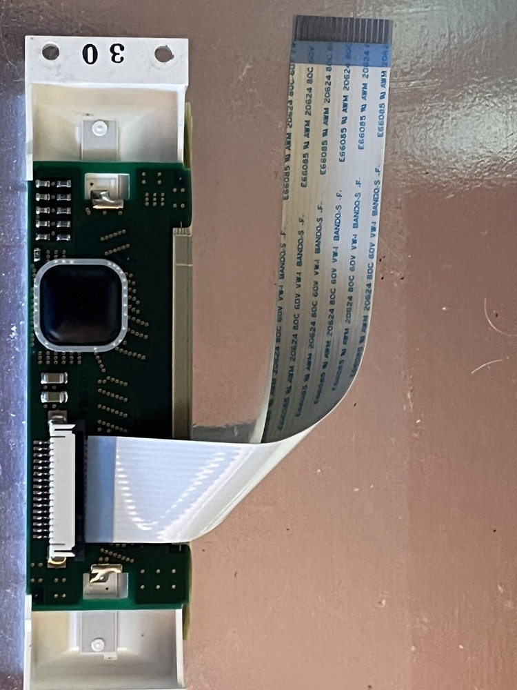 yamaha P250 LCD Screen