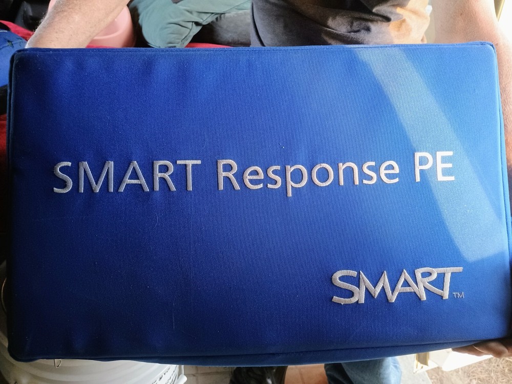 Smart Response SRP-PE-32 PE Interactive Response System 32 Clickers Set UNTESTED