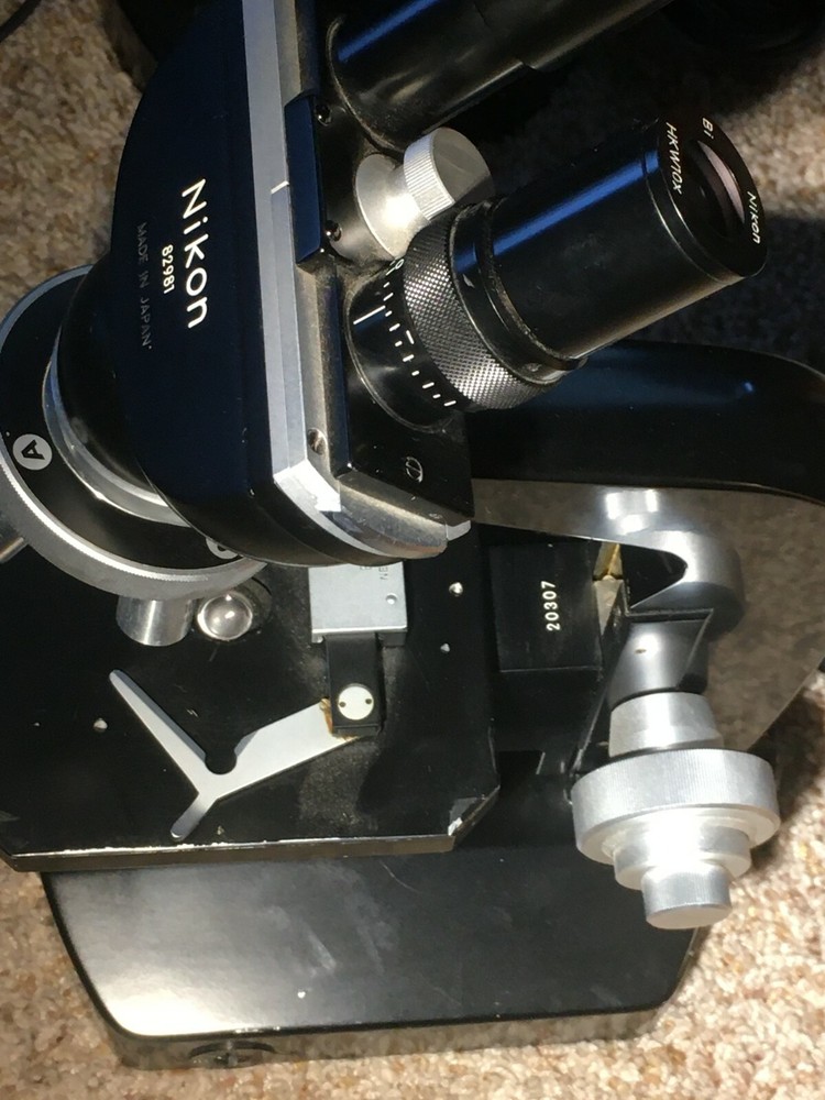 Stereo Nikon microscope