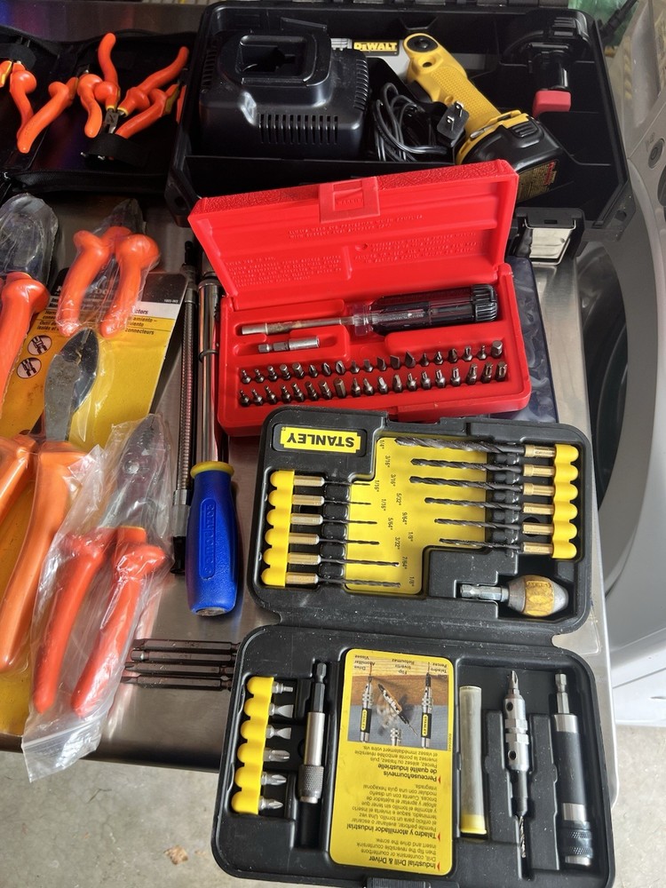 Electrician Hand Tools