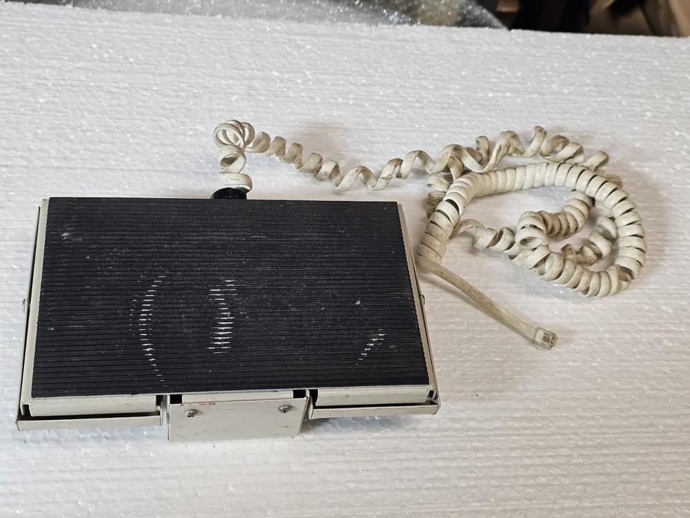 Automatic Footswitch for Hamilton Back Table
