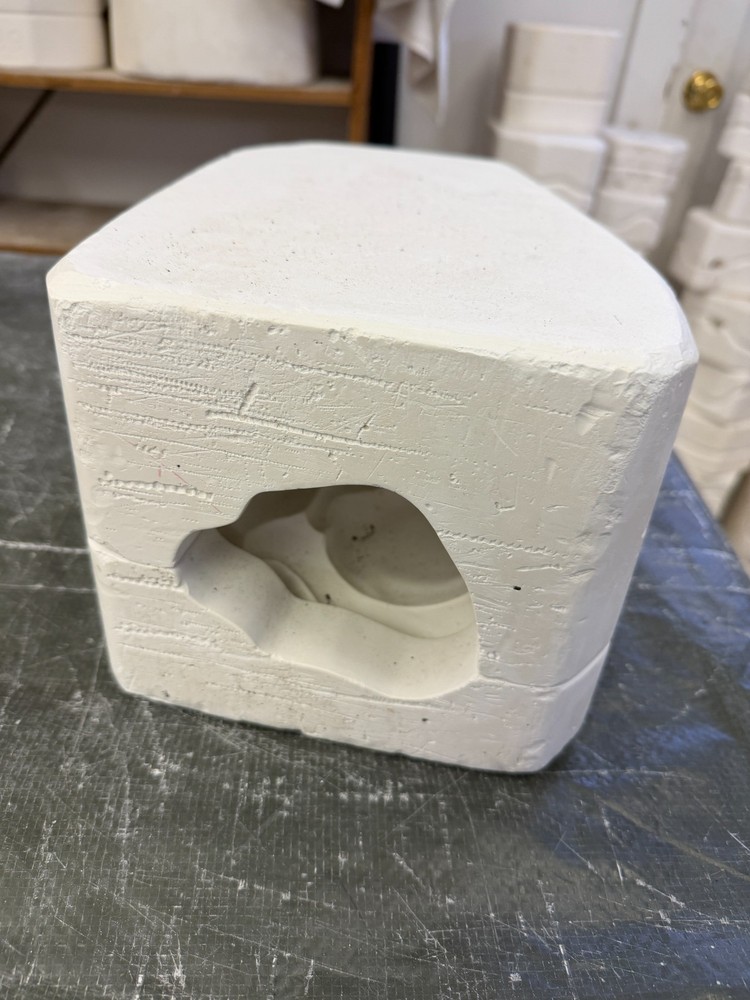 VINTAGE CASTER CERAMIC MOLD #102 SIAM CAT