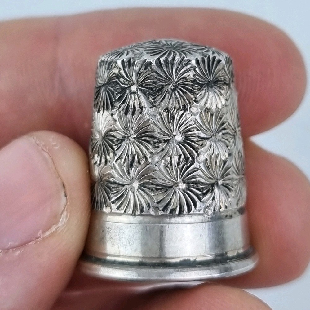 Antique Solid Silver Thimble Chester 1921 Charles Horner