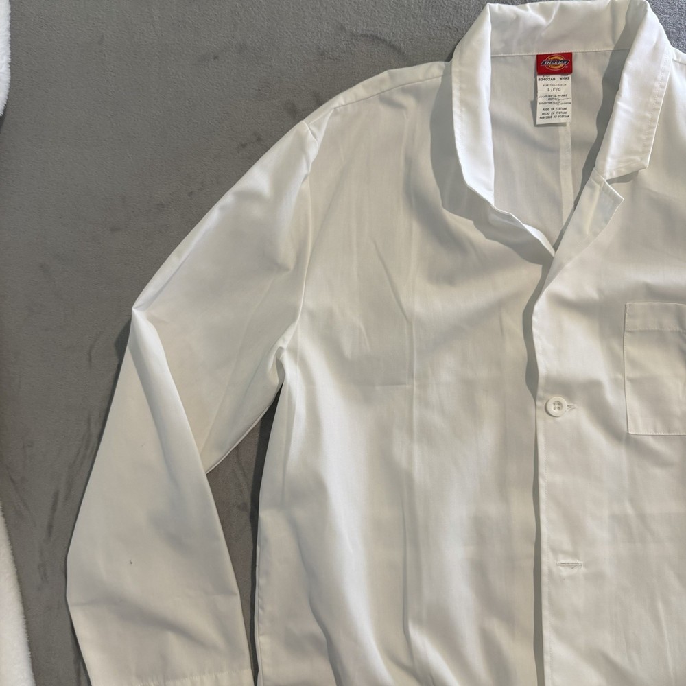 Dickies Medium Length White Lab Coat Size Large Never Worn