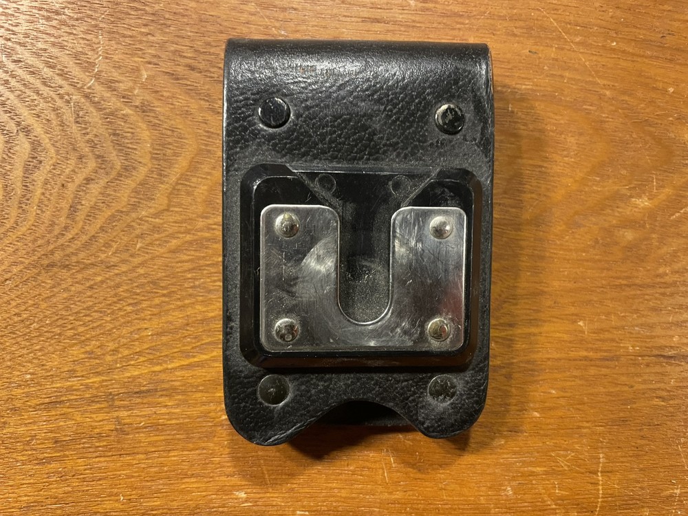 Police Mic Belt Mounted Holder Black