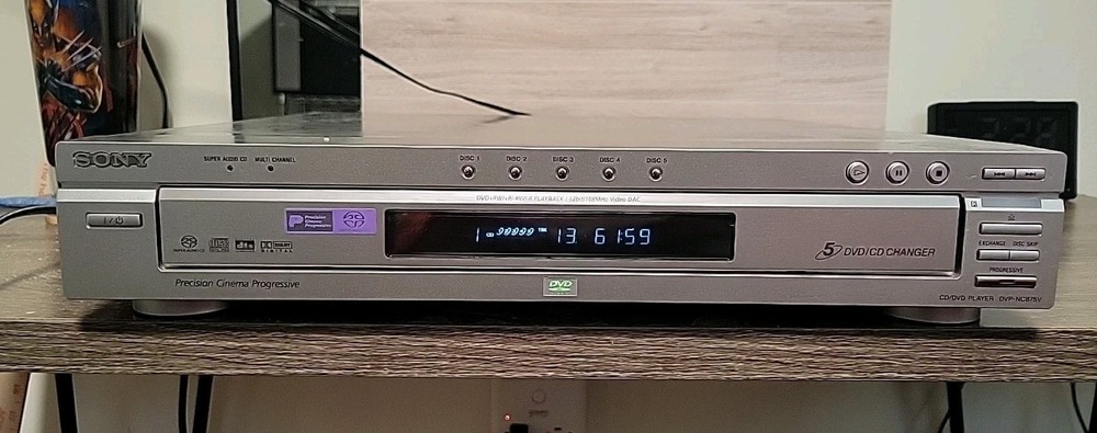 Sony 5 disc  CD / DVD changer