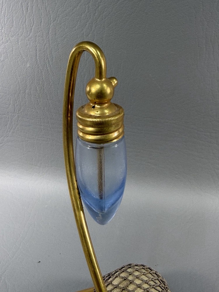 VINTAGE DEVILBISSS PERFUME ATOMIZER BOTTLE !!