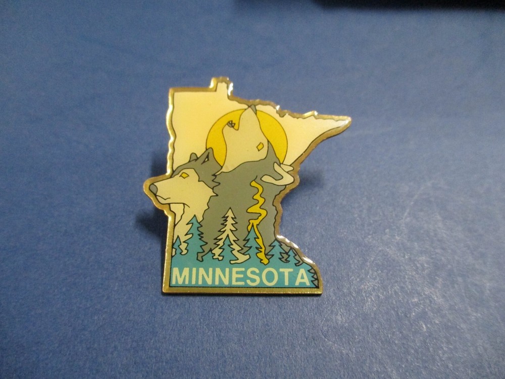 Minnesota State Licensed Pin With Back Approx. 1.5 x 2 Inches TIMBREWOLVES