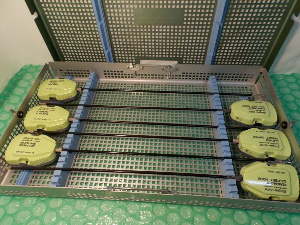 DaVinci Single Site Instrument Set With Sterilization Tray (LAM-2018)