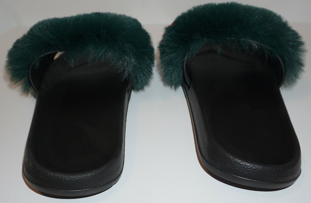 MEN'S FUZZY SLIDES SIZE 10