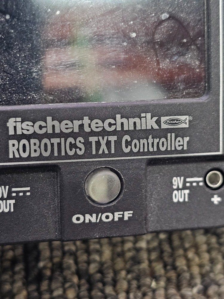 FISCHERTECHNIK: Robotics TXT Controller / Control Unit with Micro SD card slot