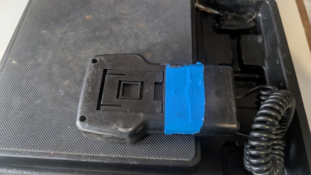 USED REFRIGERANT SCALE