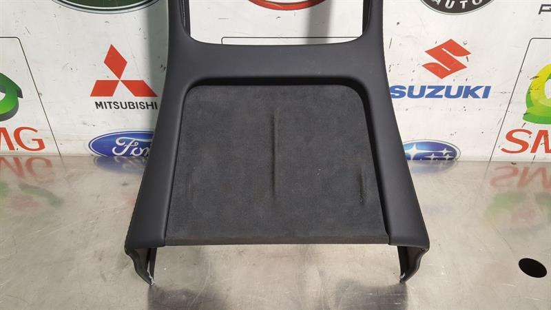TESLA MODEL Y LONG RANGE 75DKWH CENTER CONSOLE PANEL