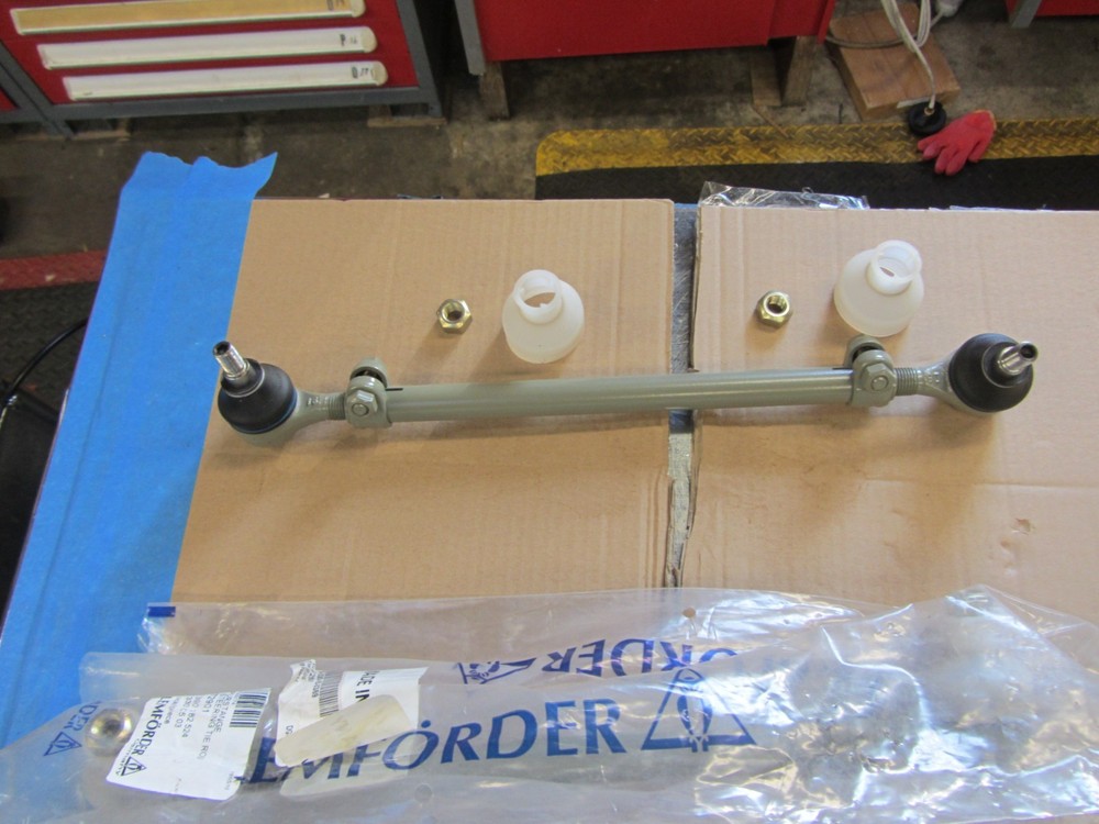 Mercedes OEM Front Left Tie Rod Assembly, 1263300503, read notes.