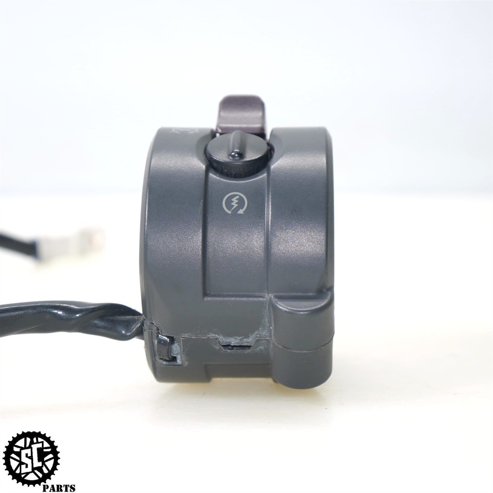 2016-2019 DUCATI 959 PANIGALE RIGHT CONTROL SWITCH