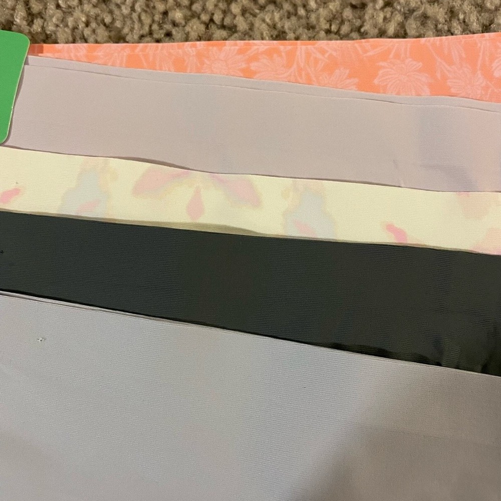Honeydew Thongs 5-pack Womens Size M NWT