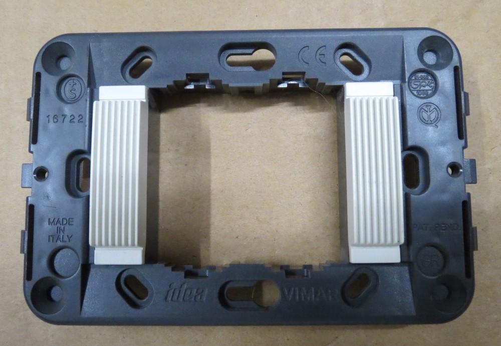 IDEA VIMAR MOUNTING FRAME with SMOOTH FRONT, 2 MODULES, WHITE #16722.L.B