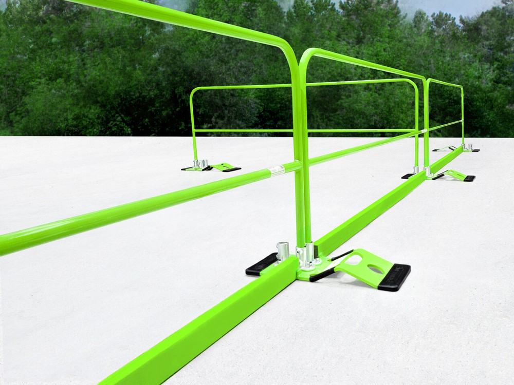 Frontline GUTO 10' Guardrail Toe Board