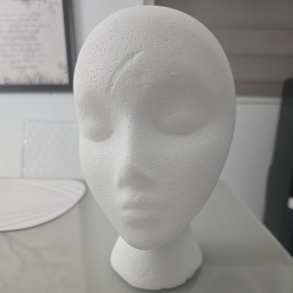 Foam Mannequin  Head