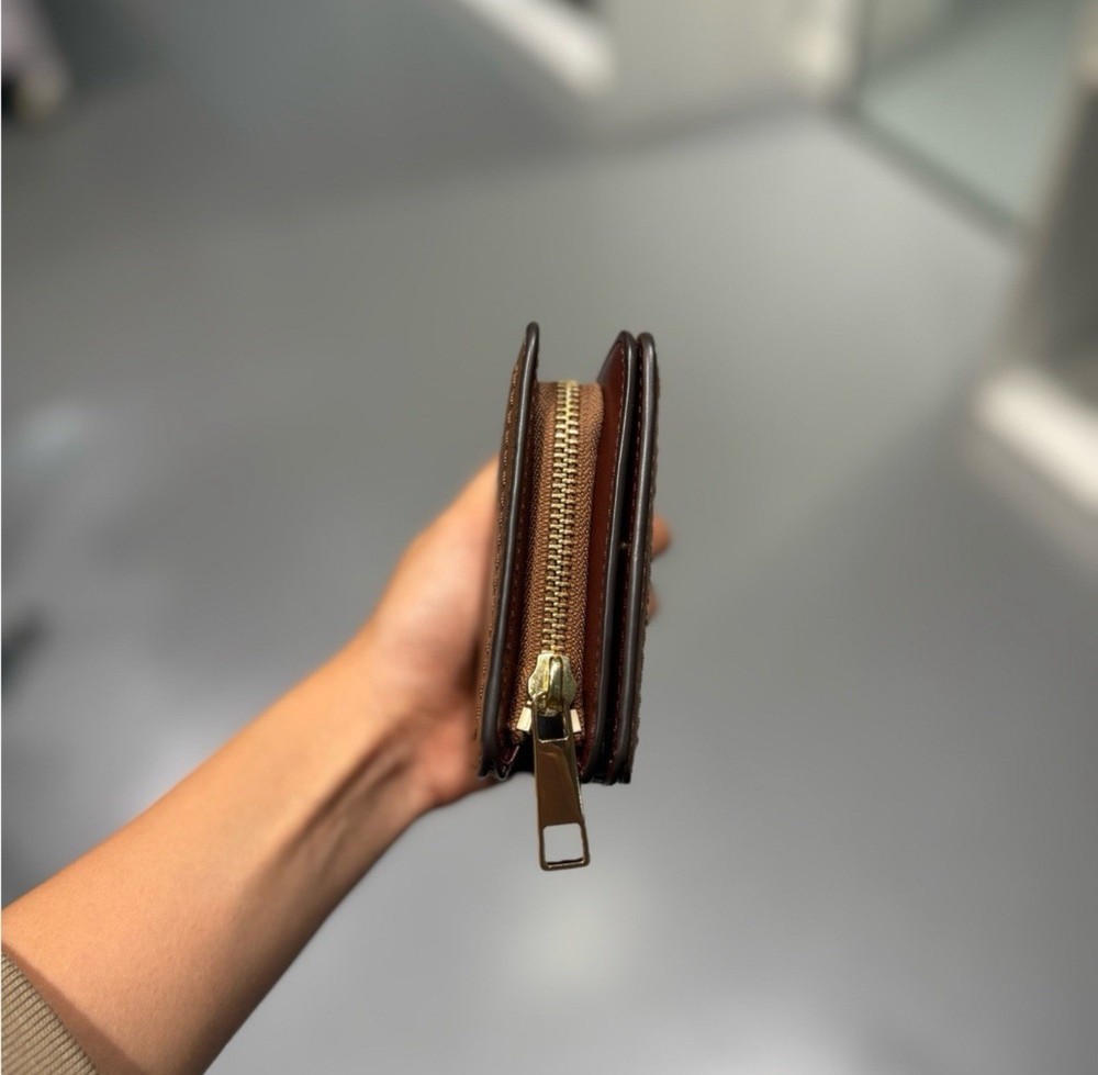 NWT Marc Jacobs Groove Mini Compact Wallet -cognac