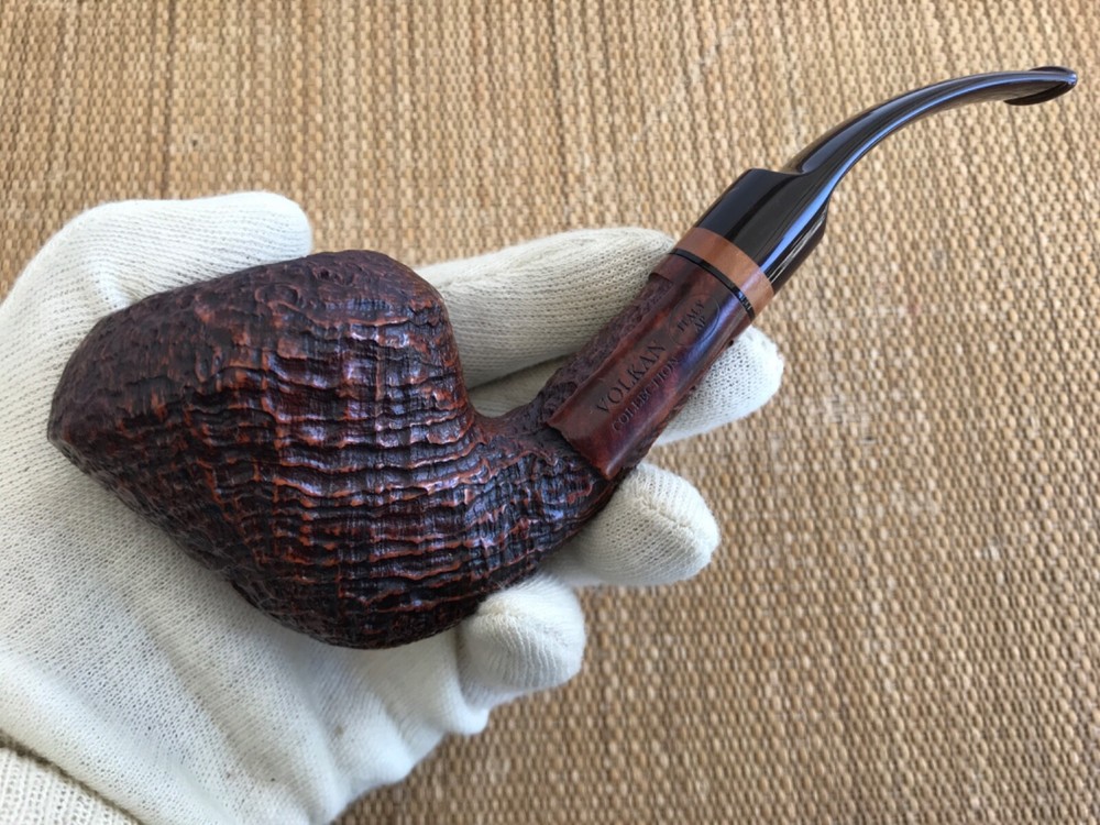 GIANT! VOLKAN COLLECTION, DEEP BLASTED FREEHAND PIPE, PFEIFE.
