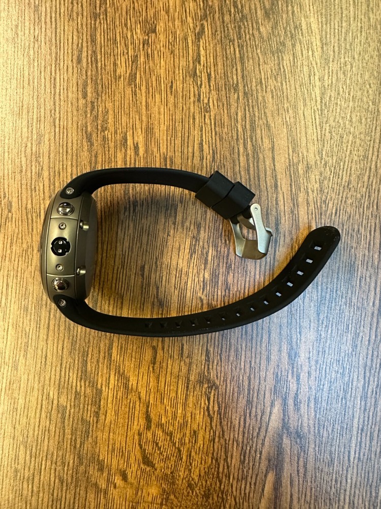 Suunto DX Dive Computer - Silver Elastomer w/ USB - Open Box