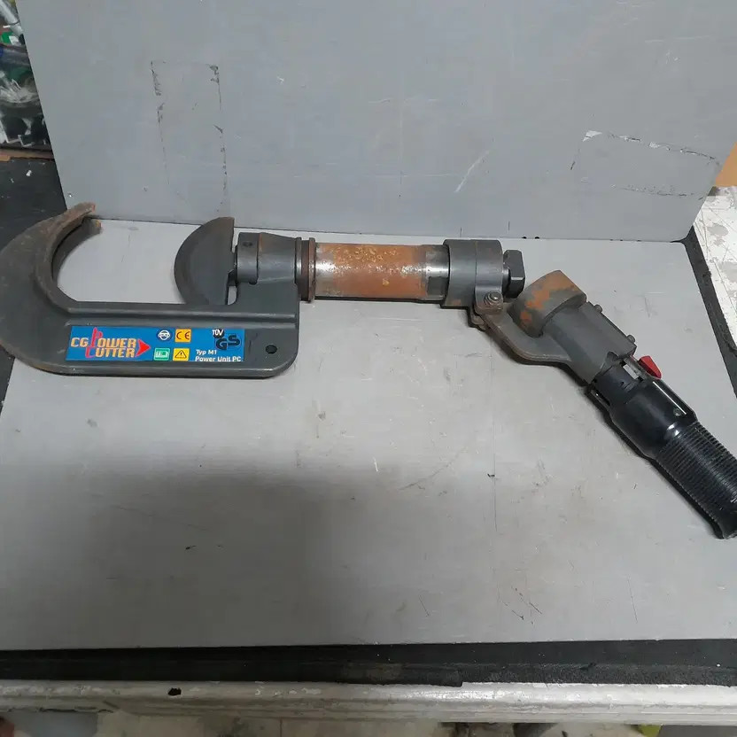 Rescue & Survival Cutter, Firearm Type Official