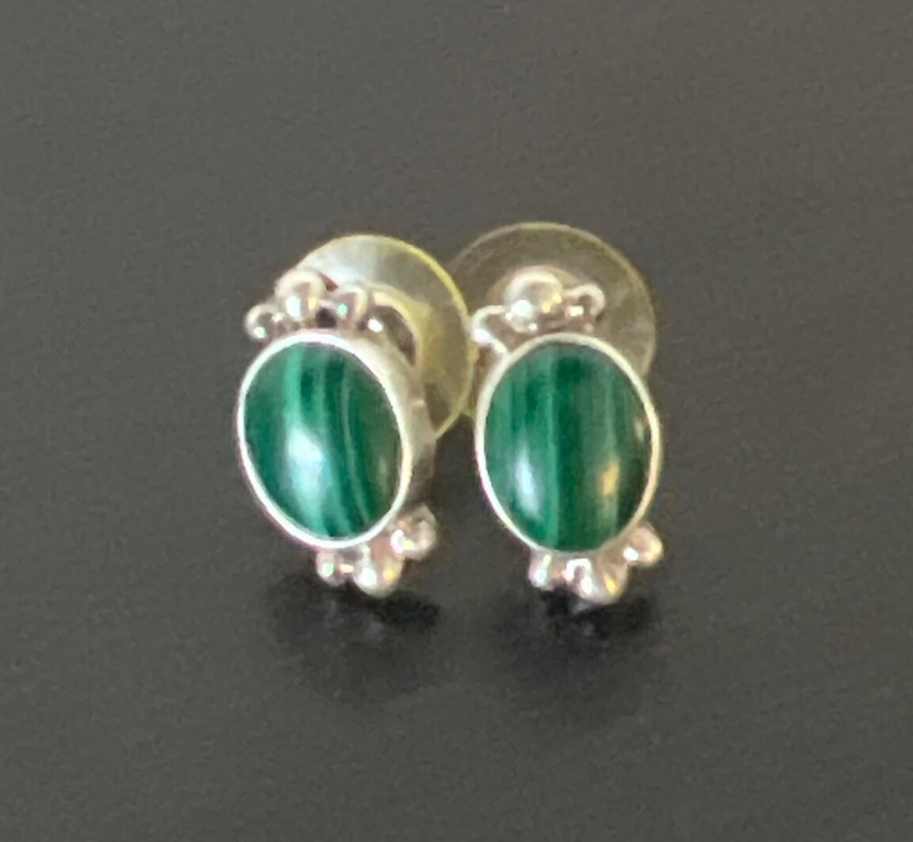 Marked Sterling Silver Small Stud Earrings Malachite Gemstone 925 3.9 grams