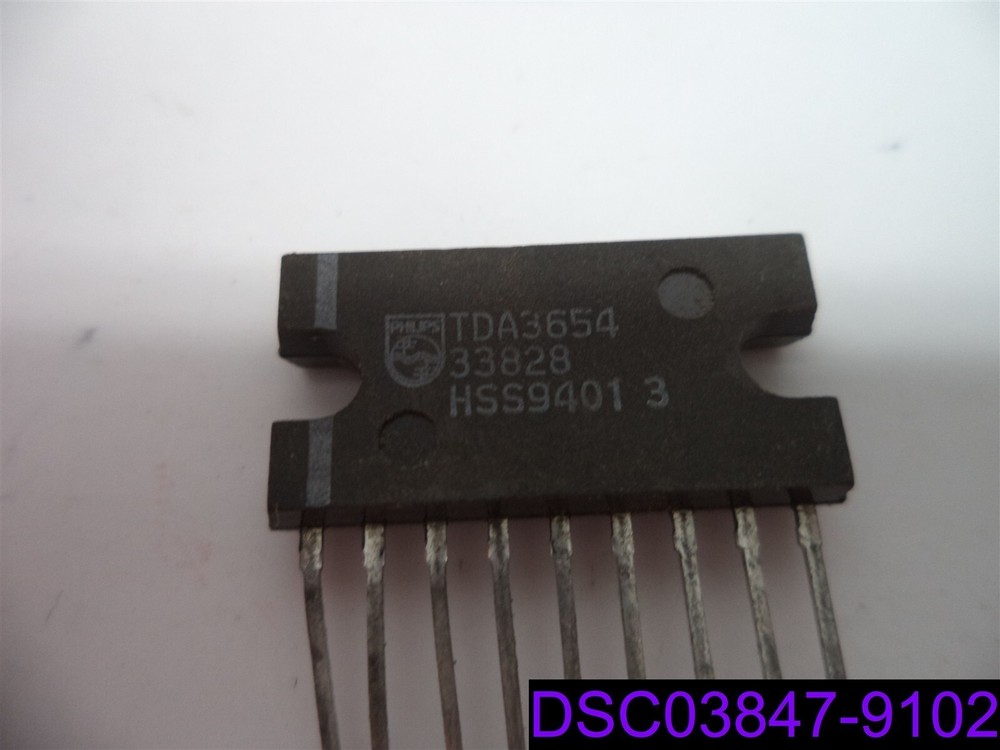 Qty = 2: TDA3654 Circuit