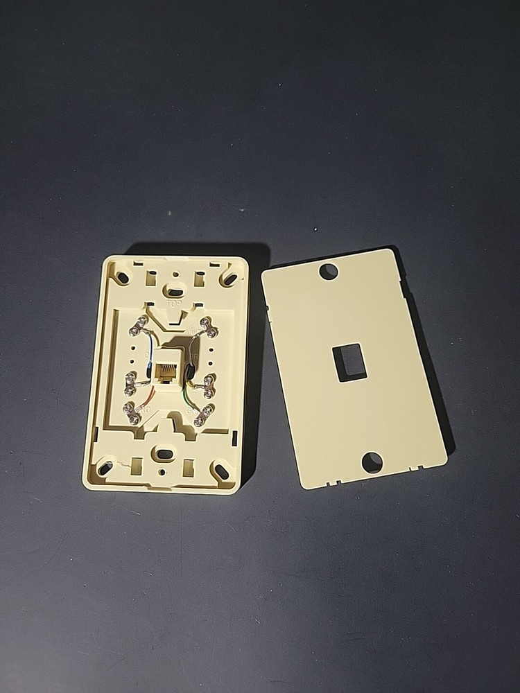Standard Size Ivory Wall Mount Jack Mounting Plates