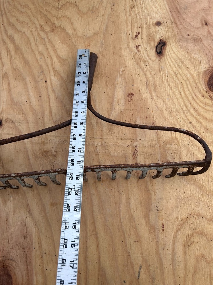 Rake Head Rusty Rustic no handle Original Vintage Primitive Metal