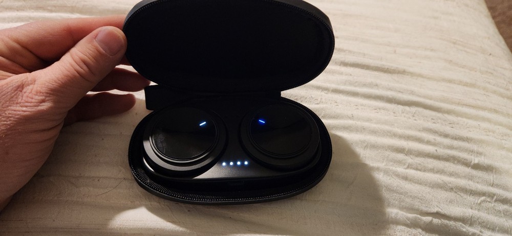 Hruitu Wireless Ski Helmet Speakers. Open box.! Never used.