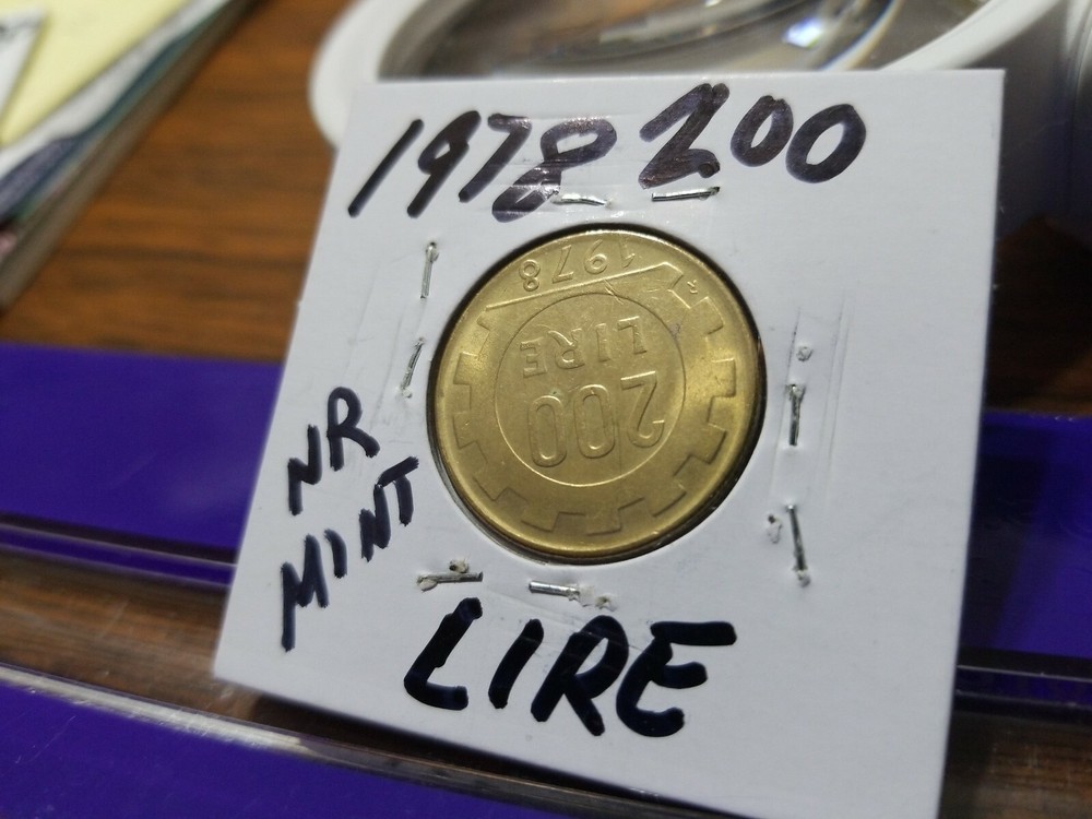 1978 ITALIAN 200 LIRE (200 ITL) NR MINT