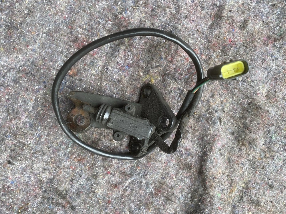 Triumph Tiger 955i side stand switch