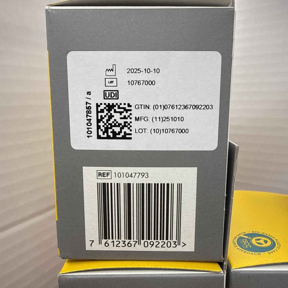 Medela Contact Nipple Shields Size Medium 20 mm / 2 Pack. With Storage Box