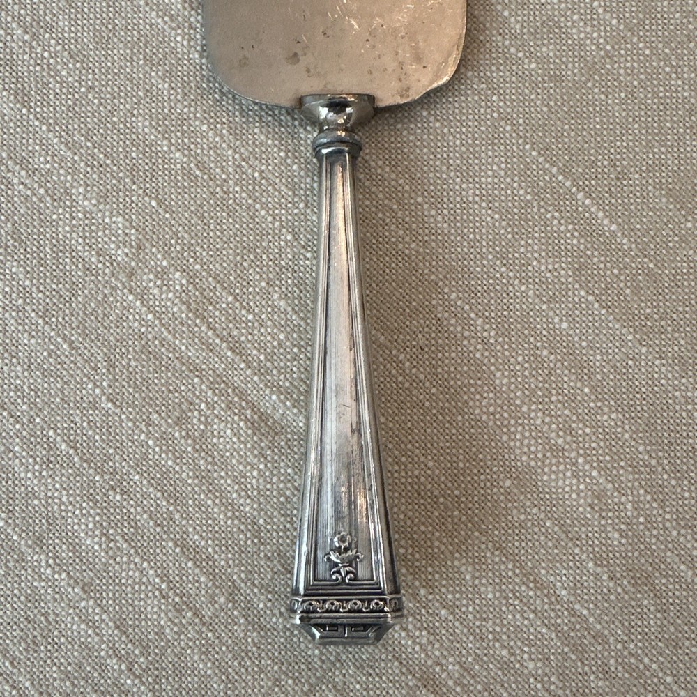 STERLING HANDLED CAKE SERVER