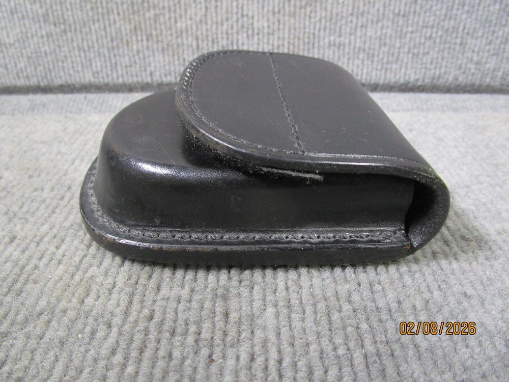 Don Hume Leather Handcuff Case C304