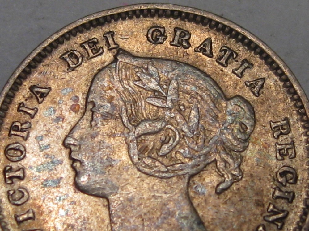 High Grade 1900 Silver 5¢ Five Cent CANDA. #4