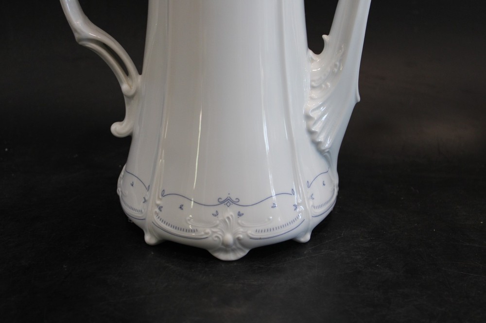 Tirschenreuth Fleur De Lis Blue Coffee Pot